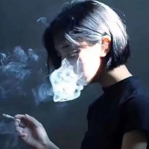 吸烟喝酒豪放女人霸气女生头像图片