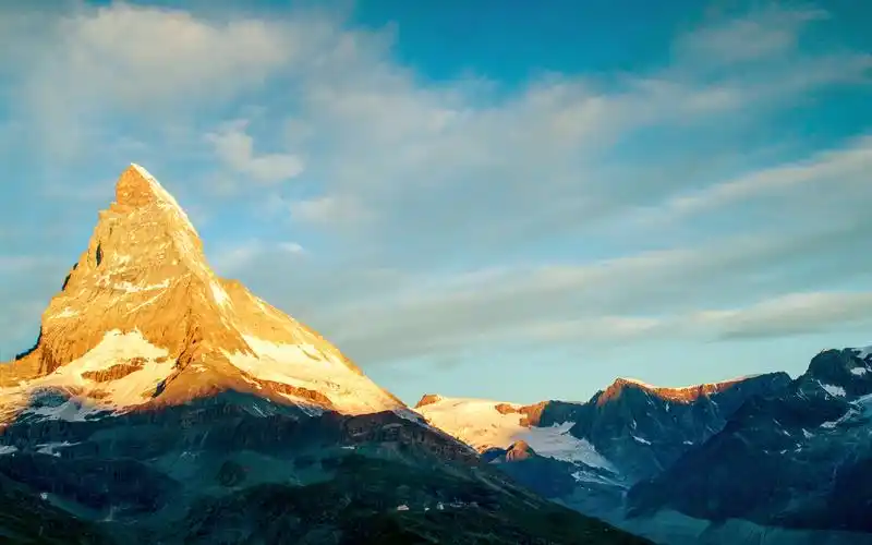 【畅想8k hdr视觉盛宴】探索另一个世界的流光溢彩 great colors oled