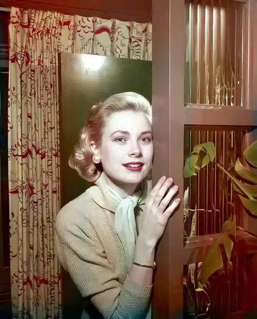 摩纳哥9898皇室 | 传奇女神摩纳哥王妃