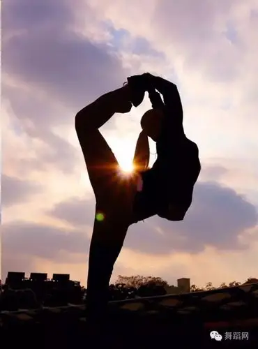 只要心中有舞蹈哪里都是练功房