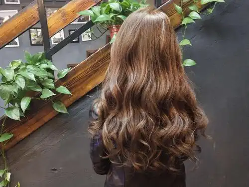 有一种烫发叫【氢烫】从此烫发不在是煎熬