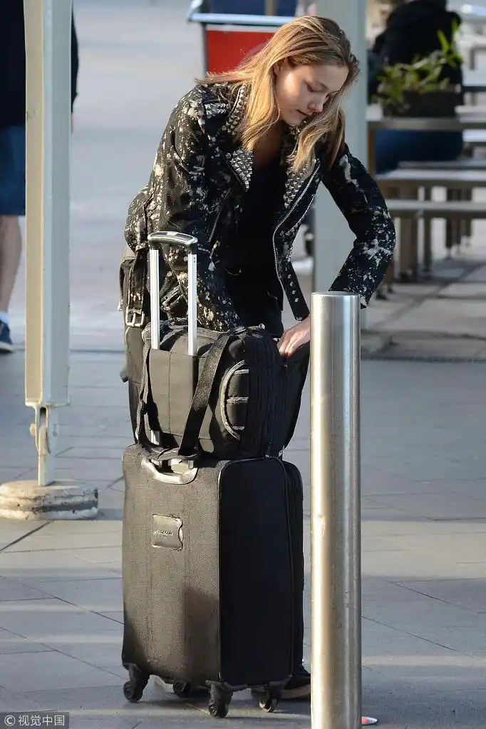 新浪娱乐讯 当地时间2018年6月25日,悉尼,尤美·兰波(yumi lambert)