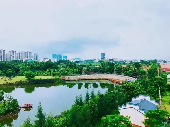 广东省湛江市遂溪孔子文化城风光