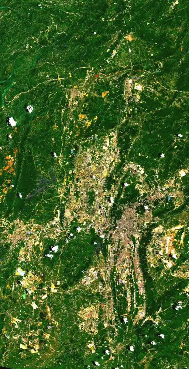 17) 2023年7月17日卫星影像图片,贵州省会城市—贵阳市