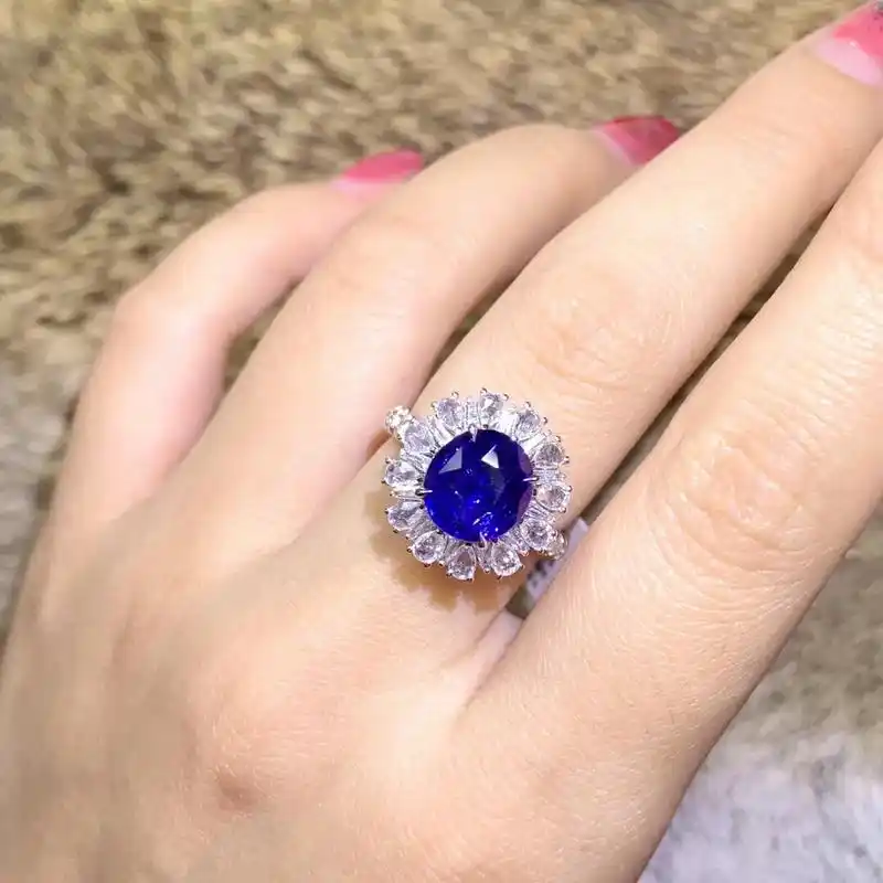 蓝宝石戒指逃不出这几款