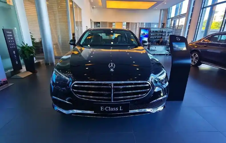 奔驰e级落地报价清仓甩卖 奔驰e300报价多少钱
