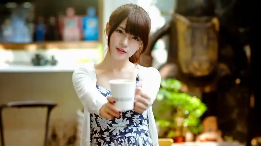 文艺美女壁纸173