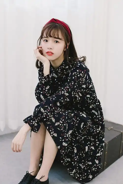 春季小清新v领复古碎花雪纺连衣裙女中长款a字长袖荷叶边裙子