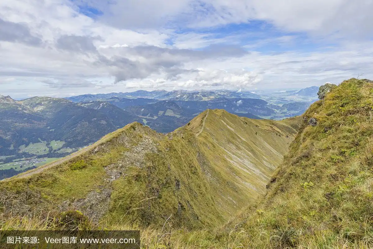 费霍恩山脊步道与克莱因瓦尔泽山谷/巴伐利亚