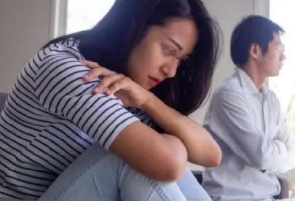 500万拆迁款全给弟弟12年后让我付医药费我放出录音亲戚沉默