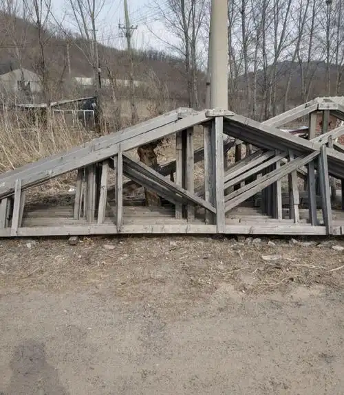 赤峰地区转让求购二手钢架坨人字梁彩钢梁彩钢托彩钢方钢