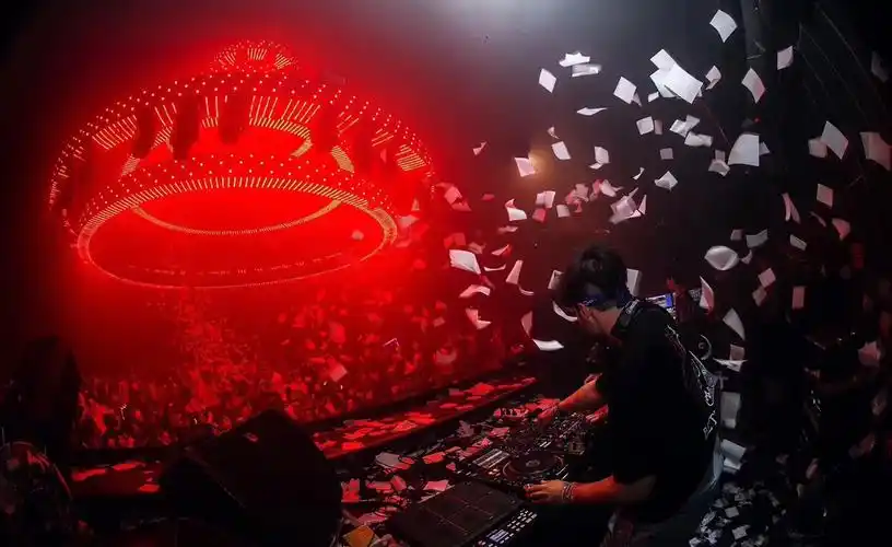 成都playhouse酒吧消费贵不贵?