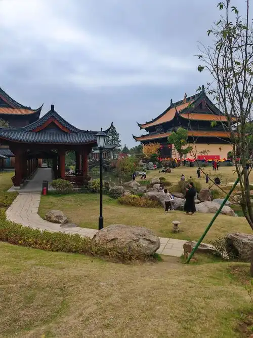 义乌双林寺风景优美! - 抖音