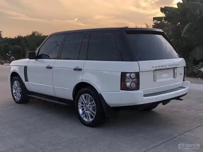12年路虎揽胜50she行政版白色