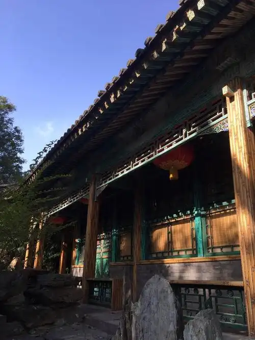 一写就惠三小时漫步半部清史恭王府