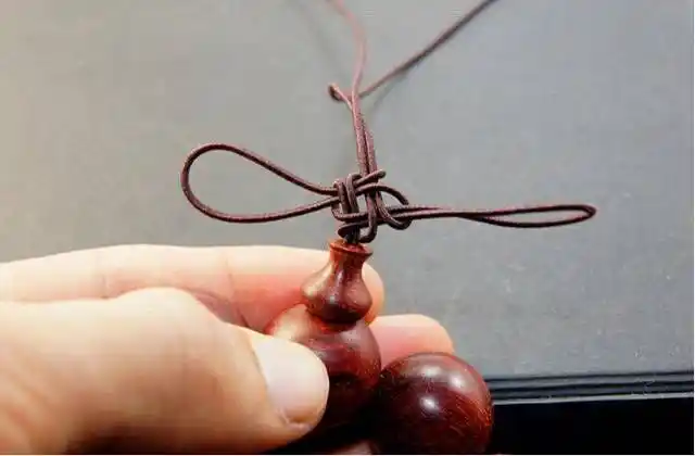 换绳,打结,穿配珠,最全教程一篇就够了!