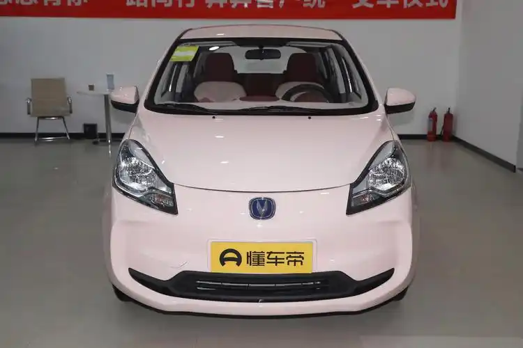 21款长安奔奔e-star,续航超300km,售价不到5万元