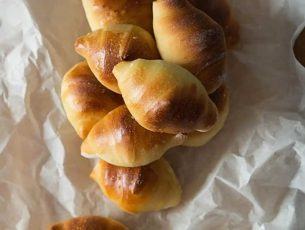 初五迎财神--黄金丹麦牛角面包