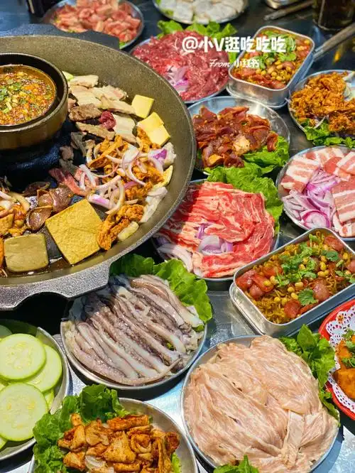 义乌美食特色活油烙锅60配菜大满足