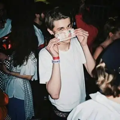 2020最火爆的微信头像霸气欧美男 我路过人间路过地狱也路过你