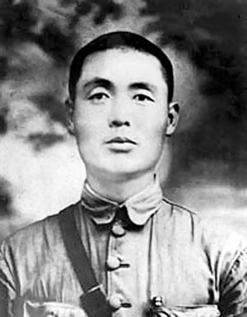 这是董振堂像(资料照片).新华社发