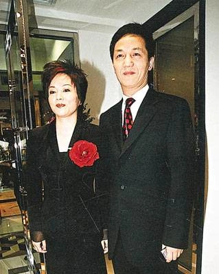 上海首富周正毅生日宴惹争议坐牢时嫌太热曾给整个监狱装空调