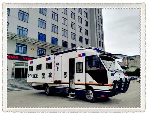 贵州都匀?一大波高科技警用装备亮相 为黔南州60