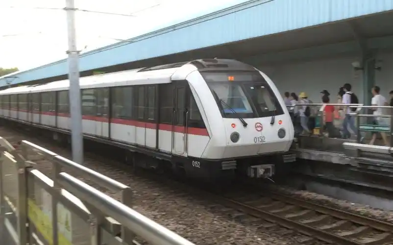 上海地铁】胖头鱼152 莲花路出站