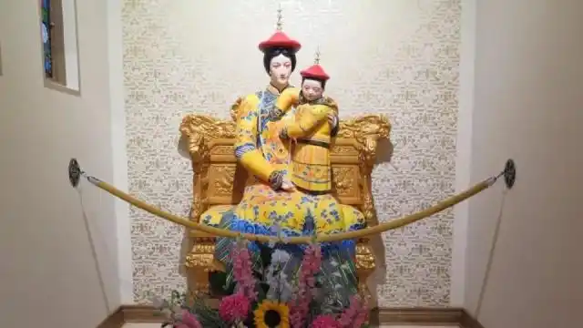 另一个版本的《中华圣母像》