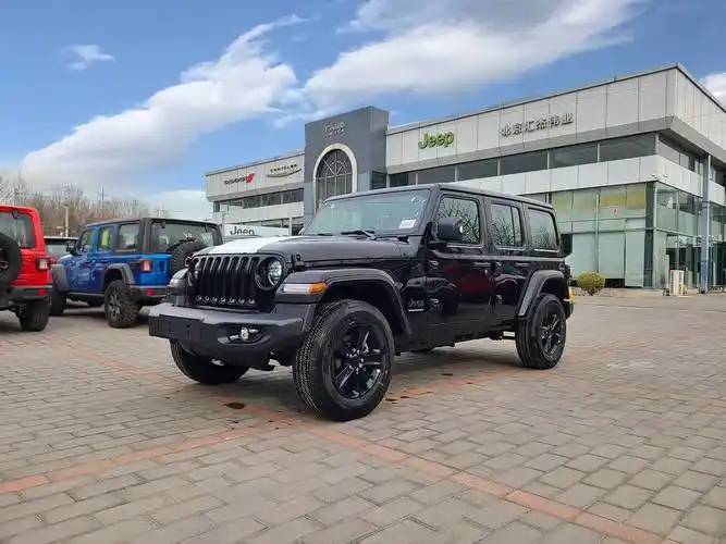 2023款牧马人高地版黑色北京jeep4s店实拍首发_潮流_外观_海拔