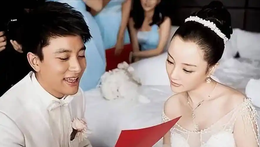 贾乃亮疑似恋情曝光!