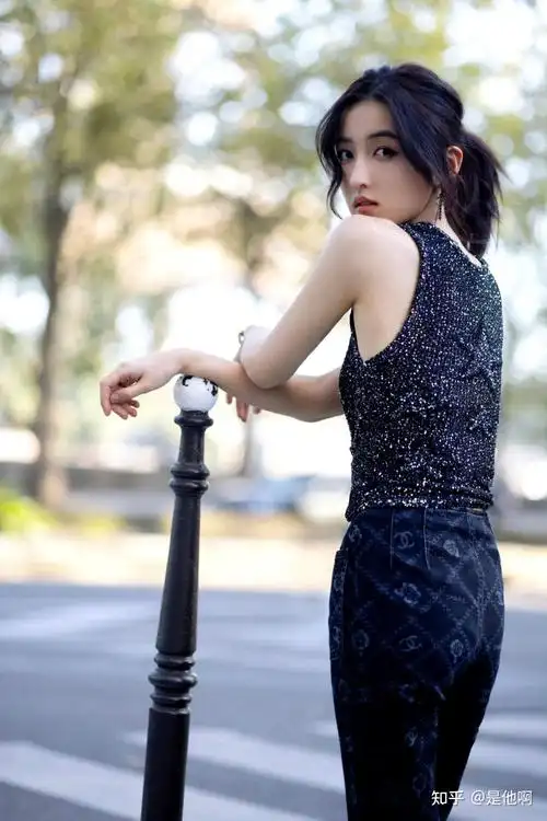 如何评价张子枫的长相? - 知乎