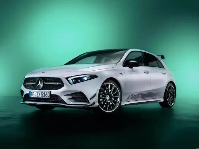 奔驰amga35cla35edition