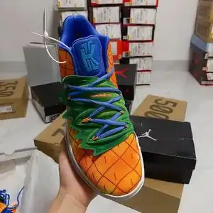 kyrie 5 x spongebob 海绵宝宝联名 欧文五