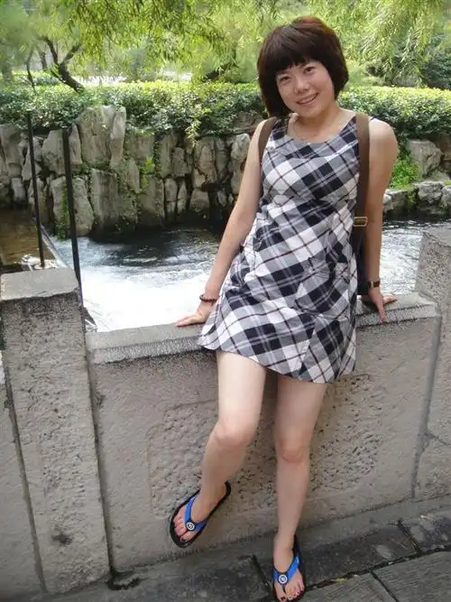 自拍23 - 酒醉思红颜的日志 - 网易博客