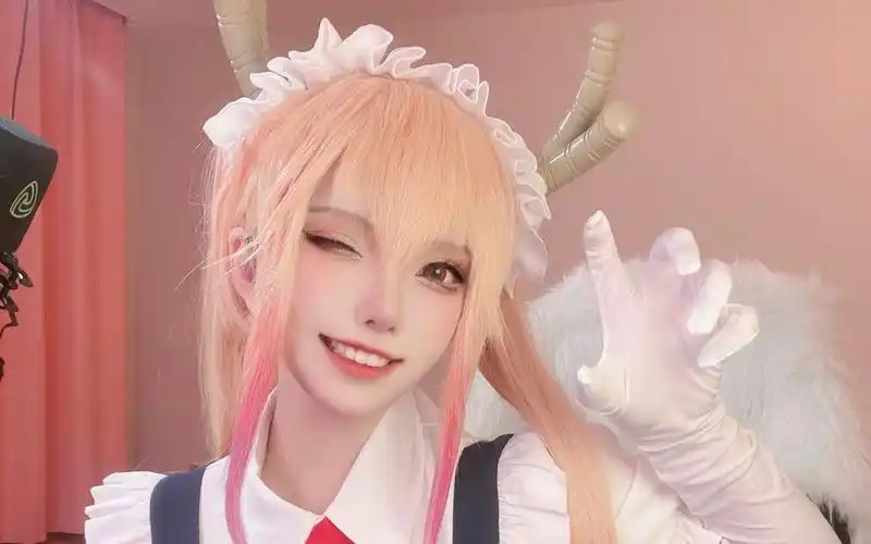 菌烨tako —— 麦香鸡的唠嗑时间【托尔cos】