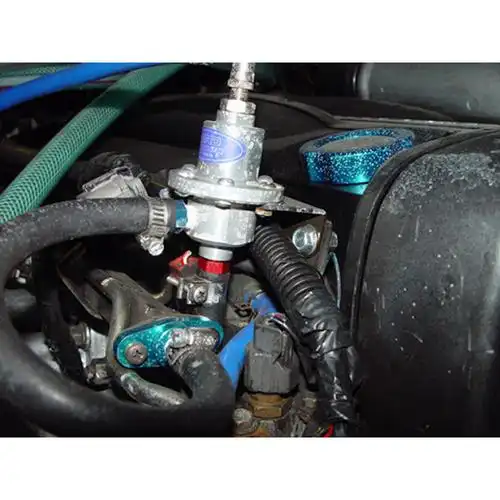 跨境tomei燃油调压阀带压力表燃油压力调节器通用四方增压器