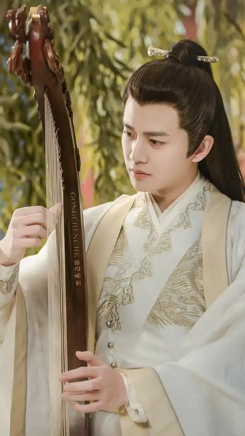 锦衣之下任嘉伦壁纸