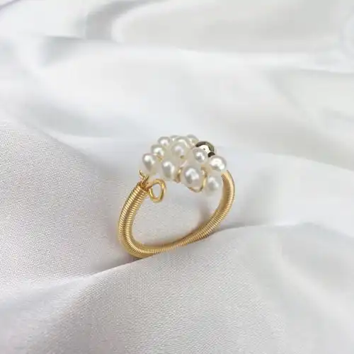 产地直销淡水珍珠抽手工编织戒指女生爱心造型百搭休闲戒指批发