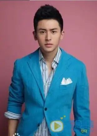 张哲瀚高清写真照片