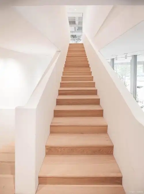 楼梯扶手选择什么材质好?了解常见扶手材质的优缺点