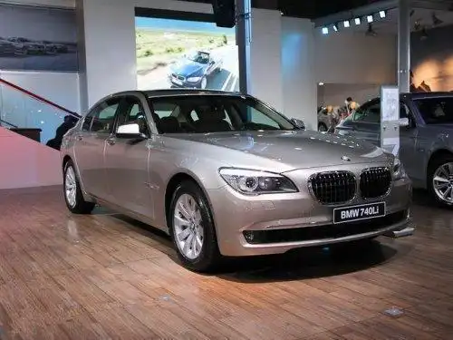 宝马730li最低起售65万 颜色齐全全国落户 宝马730li图片配置 动力