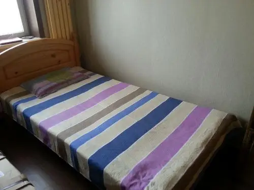 二手实木单人床转让