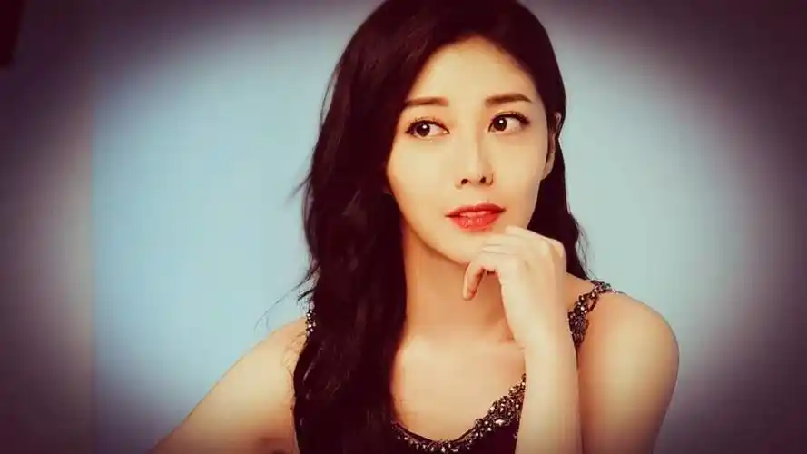 韩瑜「指桑骂槐」怒反击:发现嫁渣男!