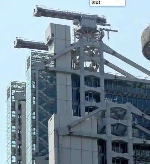 香港中环风水大战:中银大厦"刀劈"汇丰银行