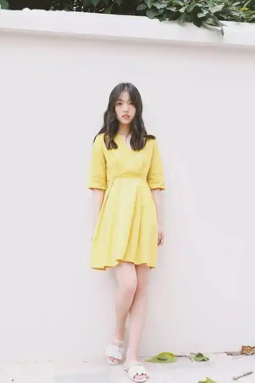 女生拍照姿势大全超级简单实用