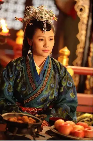 《赢天下》横店热拍 演员蒋林燕饰演忠诚女管家