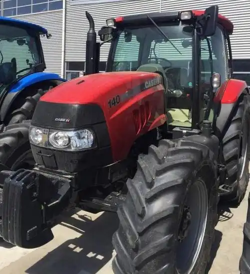 纽荷兰400马力以上拖拉机(凯斯纽荷兰3个技术档次的4款140马力级别