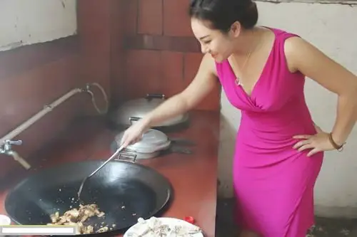 今非昔比别小看农村里的女人她们一点不比城里的差