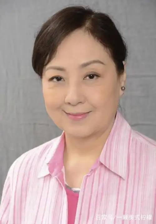 65岁tvb老戏骨卢宛茵,入行45年首获tvb嘉奖,喜极而泣